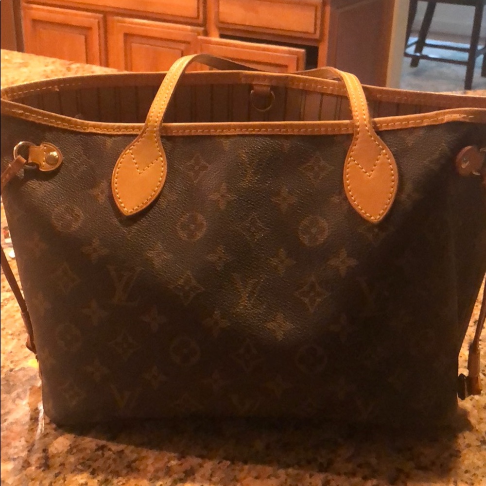 Louis Vuitton pm neverfull tote❤️